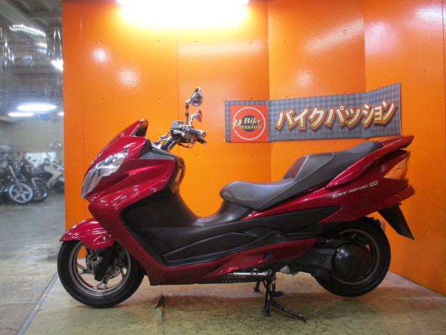 反対側もこの通り状態グッド！！駆動系の樹脂の日焼けもなく機関もとっても良好ですよ！通販も大歓迎の一台